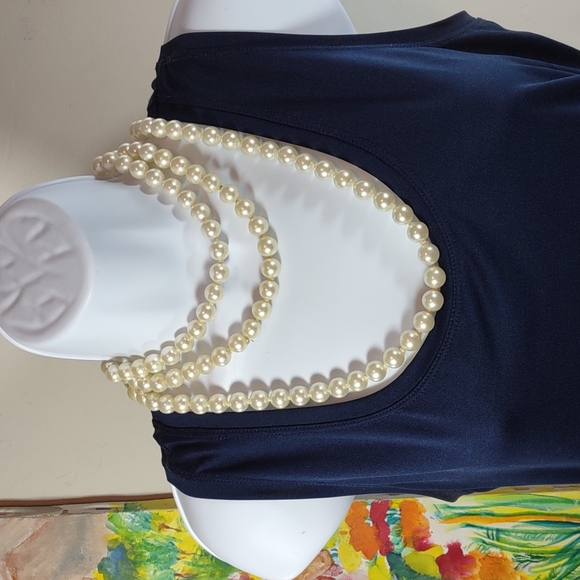 60" Vintage Imitation Pearl Necklace - Picture 7 of 11